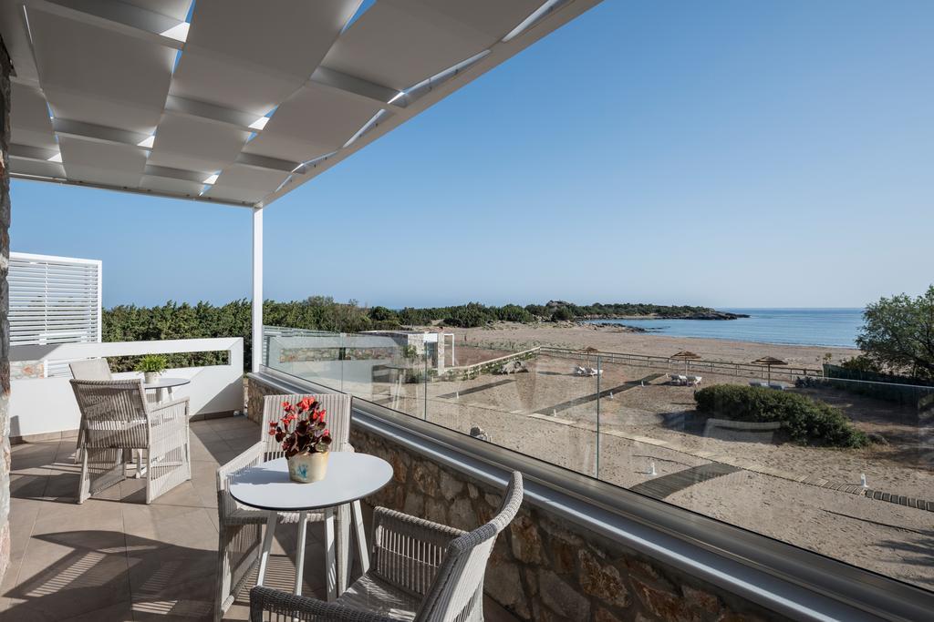 Cedar Bay Beachside Villas Palaiochora Eksteriør billede