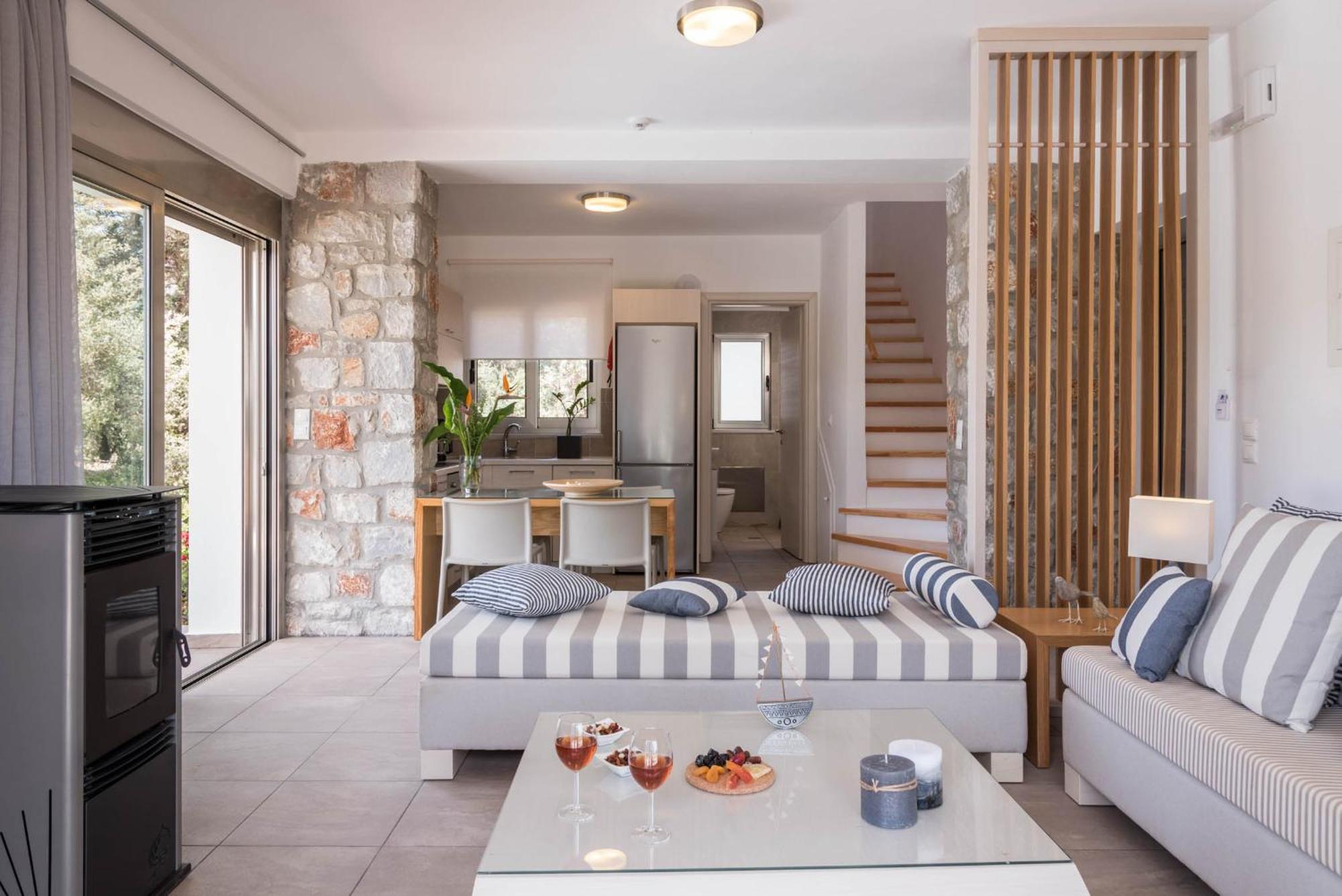Cedar Bay Beachside Villas Palaiochora Eksteriør billede